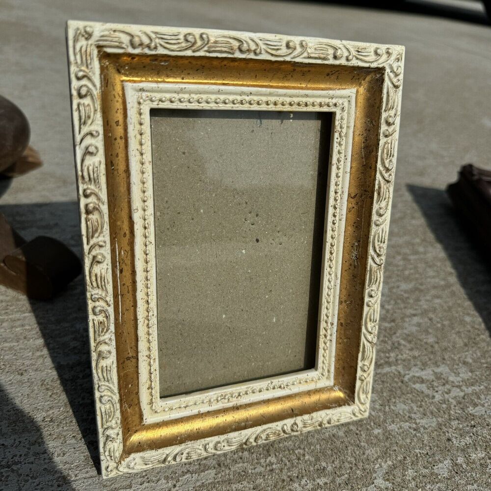 VINTAGE Picture Photo Frame 4x6” Ornate Standing White / Gold - LN